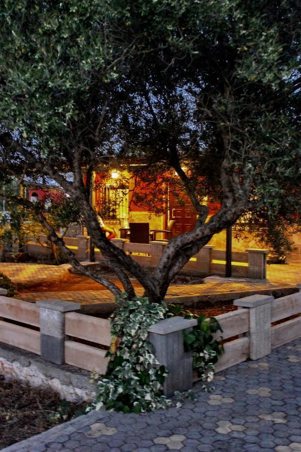 Katy'S Place Καλαθάς Εξωτερικό φωτογραφία