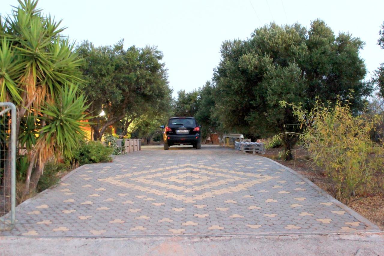 Katy'S Place Καλαθάς Εξωτερικό φωτογραφία